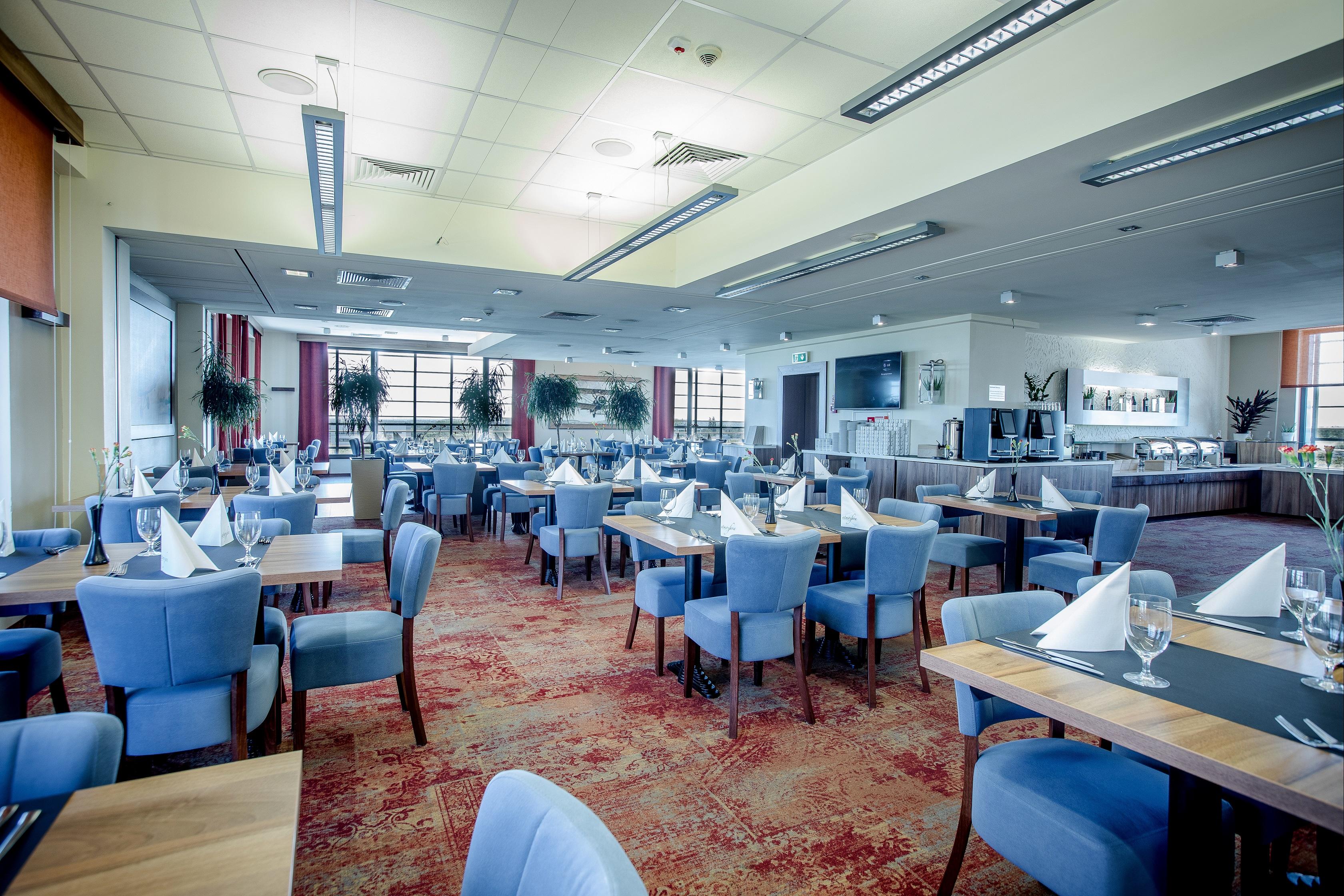 Park Hotel Diament Катовице Екстериор снимка