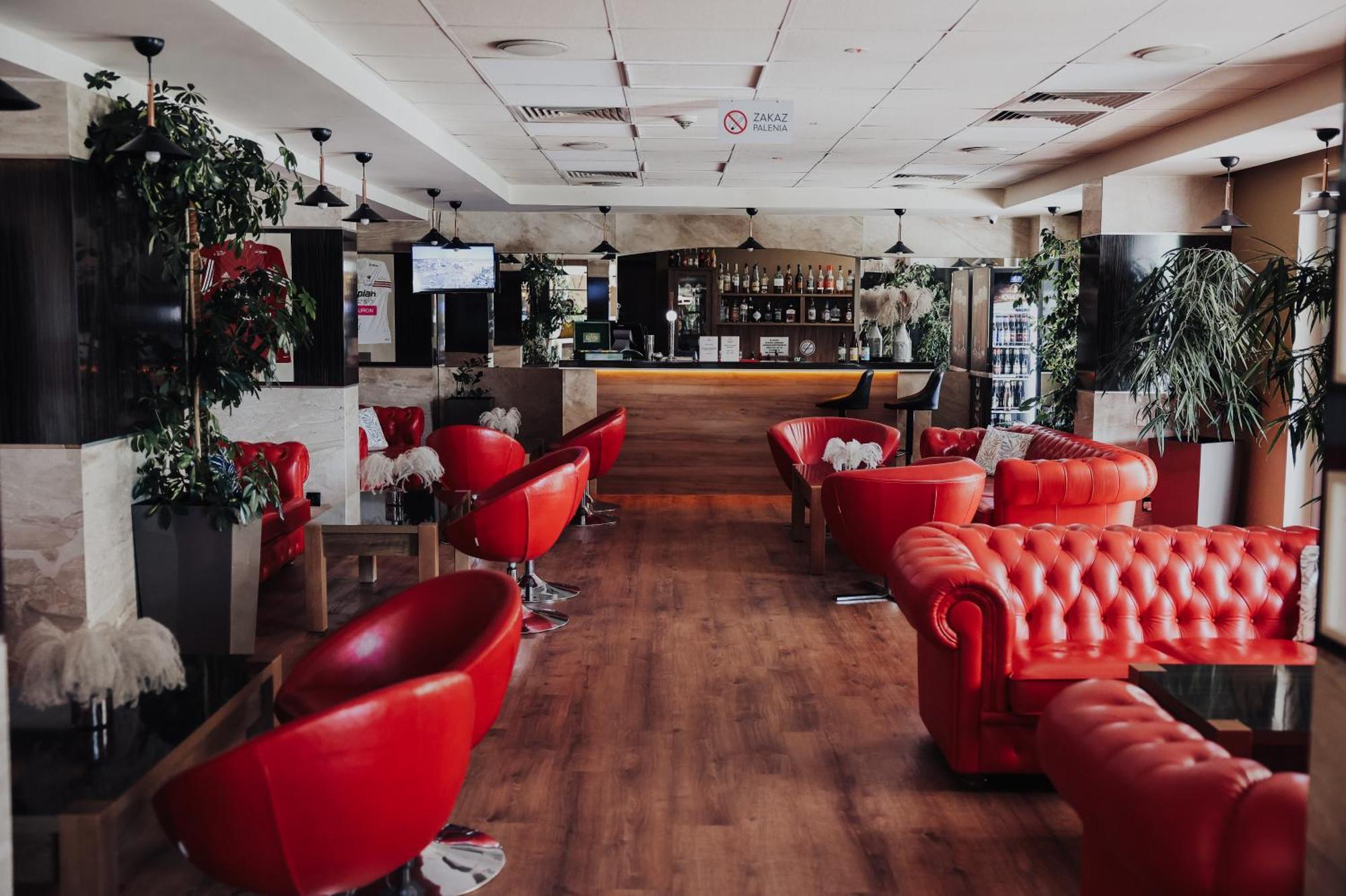 Park Hotel Diament Катовице Екстериор снимка
